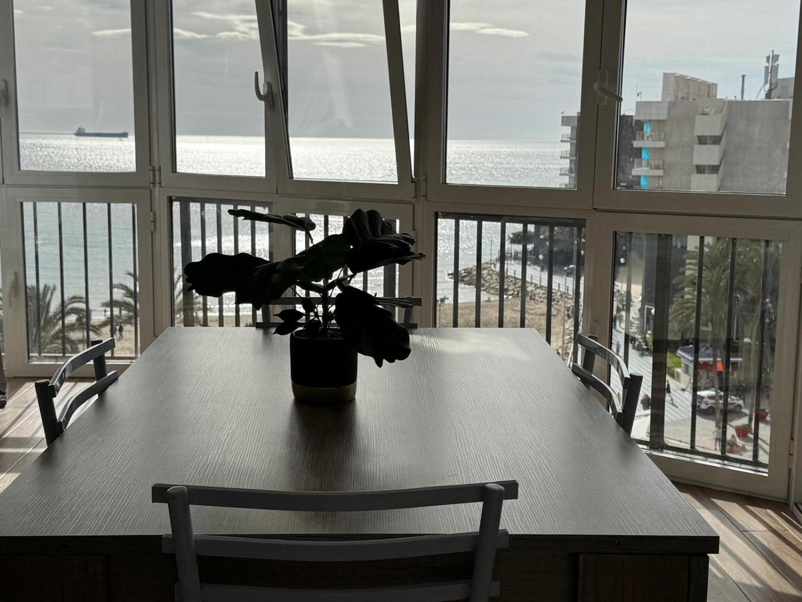 Apartamentos Playa Postiguet لقنت المظهر الخارجي الصورة